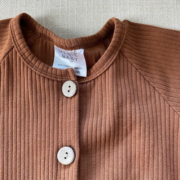 Ribbed Romper - Picture 7 of 7